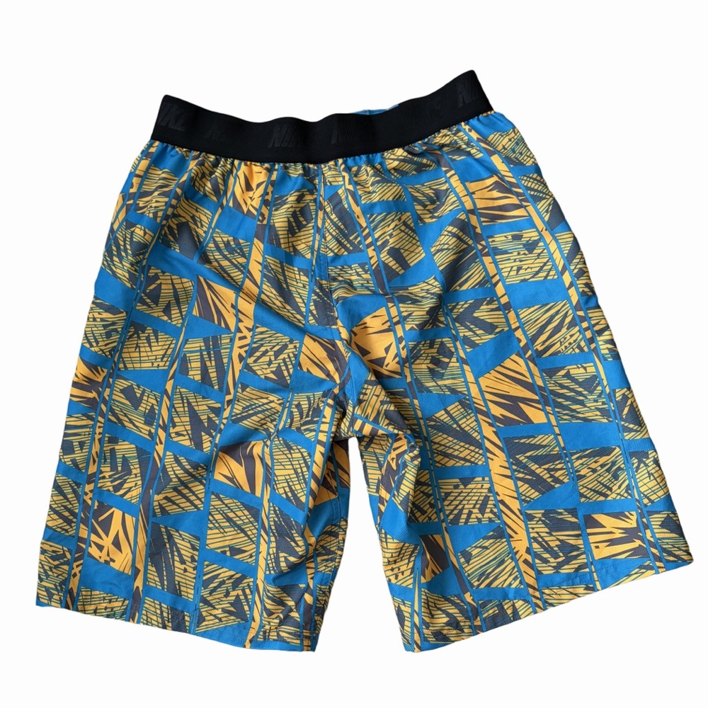 Nike Sz M Men's Board Shorts Swim Suit Elastic Waistband Pockets, Lined, Beach - Picture 2 of 8